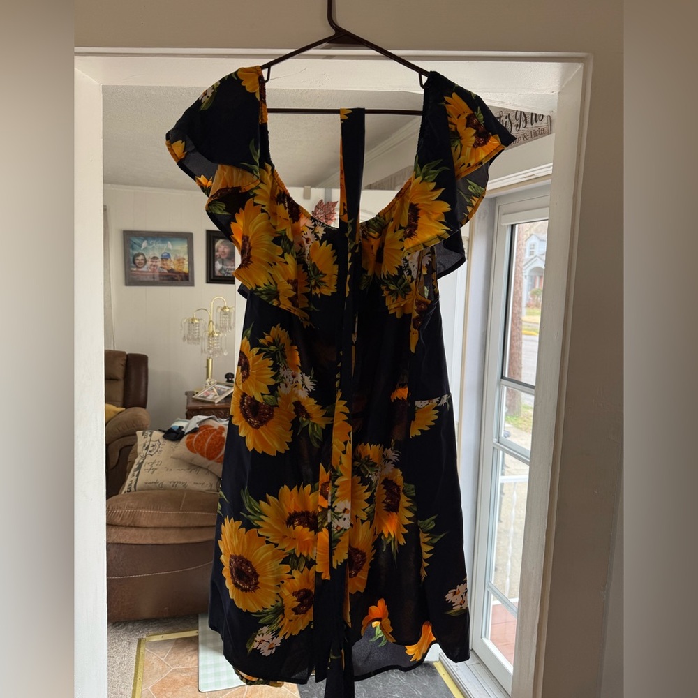 SHEIN Sunflower Romper